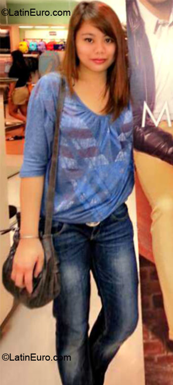 Date this hot Philippines girl Jacqueline from Cebu City PH506