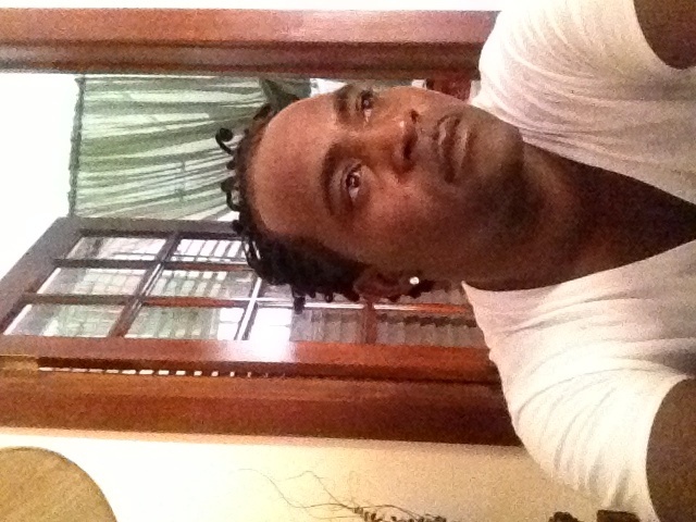Date this tall Jamaica man Paul from Little London JM697