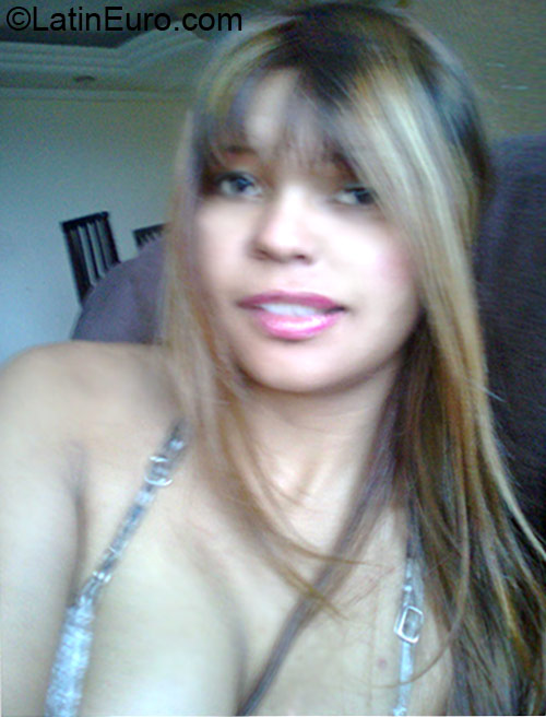 Date this young Brazil girl Lilian from Sao Paulo BR7055