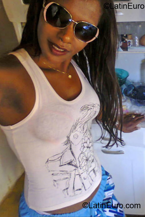 Date this exotic Brazil girl Andreia from Goiania BR7064