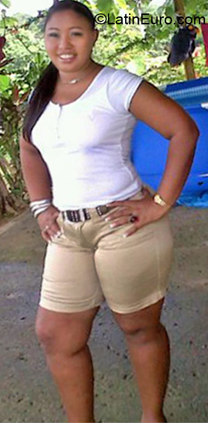 Date this attractive Panama girl Yary from Panama City PA314