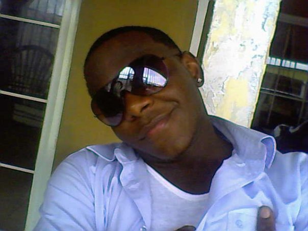 Date this voluptuous Panama man Micardo momplaisir from Panama PA315
