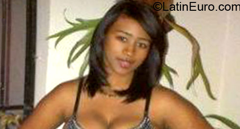 Date this pretty Dominican Republic girl Awilda from Santiago DO12341