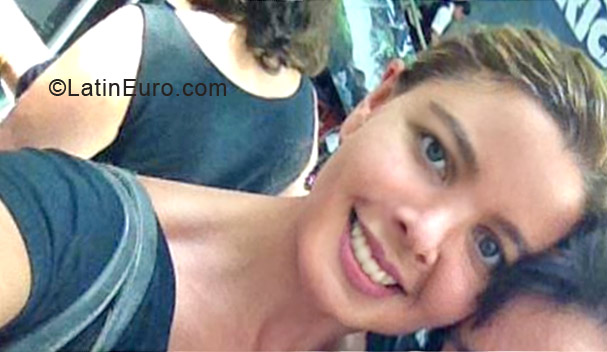 Date this lovely Costa Rica girl Marisol from San Jose CR245