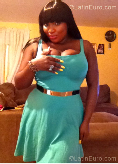 Date this good-looking United States girl Taylor from New York US13639