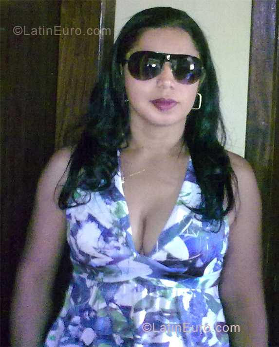 Date this georgeous Brazil girl Alessandra from Sao Paulo BR7146