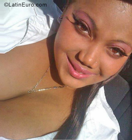 Date this hot Jamaica girl Milan from Kingston JM830