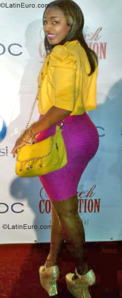 Date this gorgeous Jamaica girl Candies from Kingston JM831