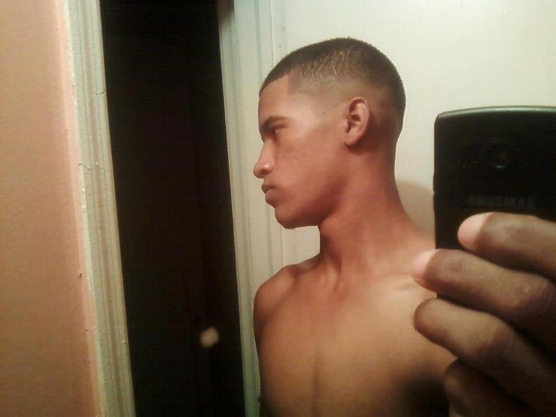 Date this foxy Dominican Republic man Alcedo antonio from Santiago DO12995
