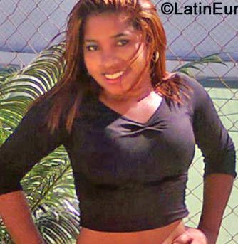 Date this voluptuous Brazil girl Andreia from Sao Luis BR7236