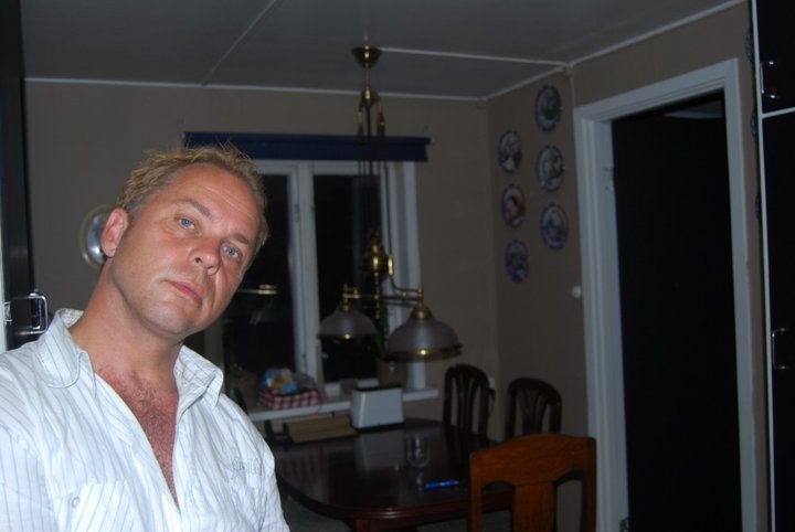 Date this hot Sweden man Conny from Kristianstad SE175