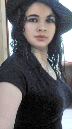 Date this passionate Brazil girl Claudia Maria from Florianopolis BR7333