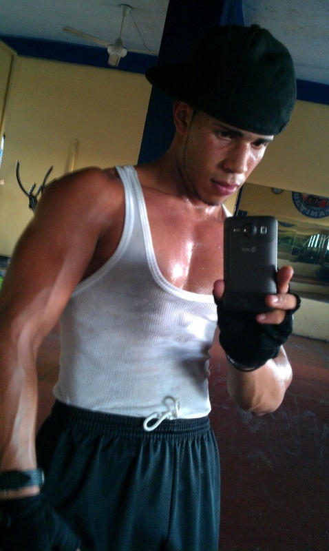 Date this passionate Dominican Republic man Ariel from Santo Domingo DO13880