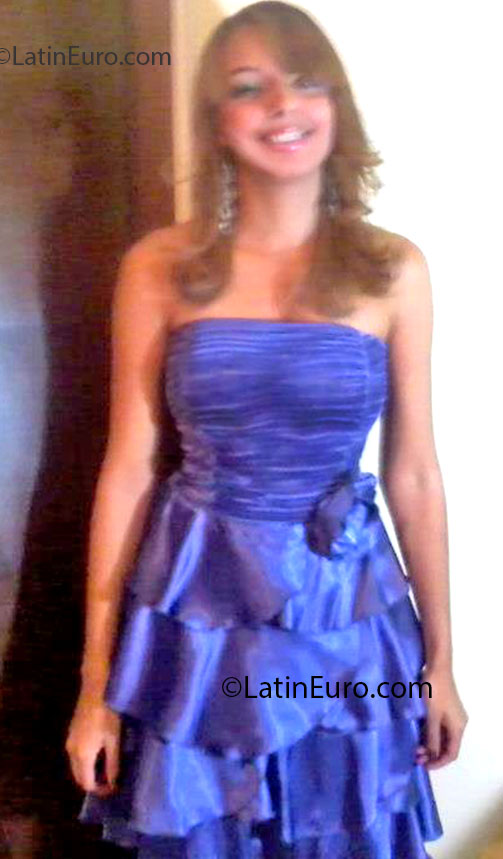 Date this exotic Brazil girl Caroline from Sao Paulo BR7403