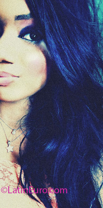 Date this cute Brazil girl Camila from Salvador BR7408