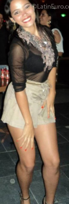 Date this pretty Brazil girl Sophia from Recife BR7423