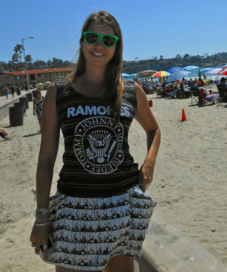 Date this pretty Brazil girl Evelyn from Santos BR7482