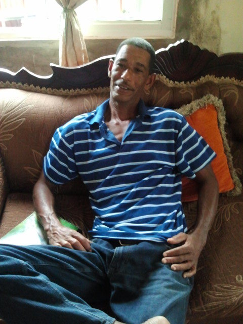 Date this hard body Dominican Republic man Fernando from La Vega DO14821