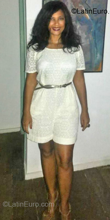 Date this tall Brazil girl Valessa from Rio de Janeiro BR8759