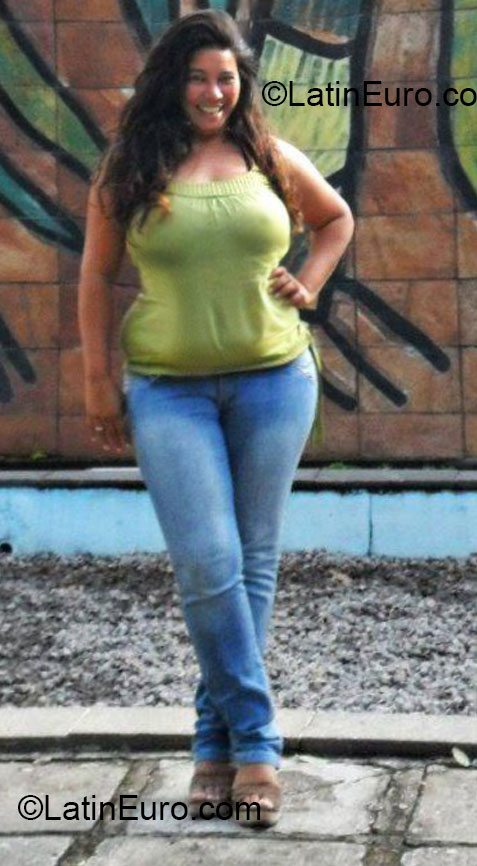 Date this foxy Brazil girl Alexandra from Recife BR7587