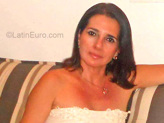 Date this delightful Brazil girl Virginia from Rio De Janeiro BR7588