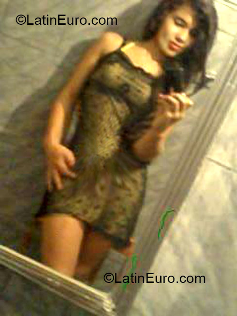 Date this exotic Brazil girl Roberta from Patos De Minas BR7616