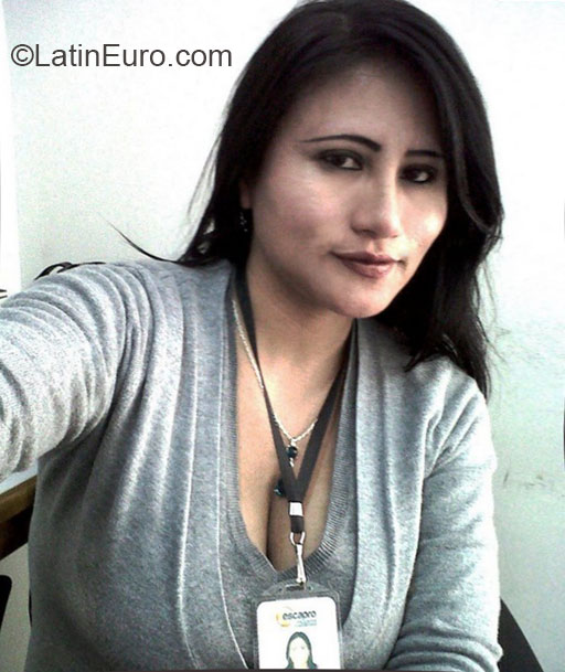Date this cute Peru girl Monica from Tacna PE812
