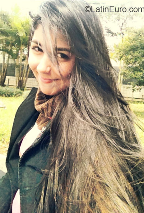 Date this sensual Brazil girl Shana from Sao Paulo BR7632