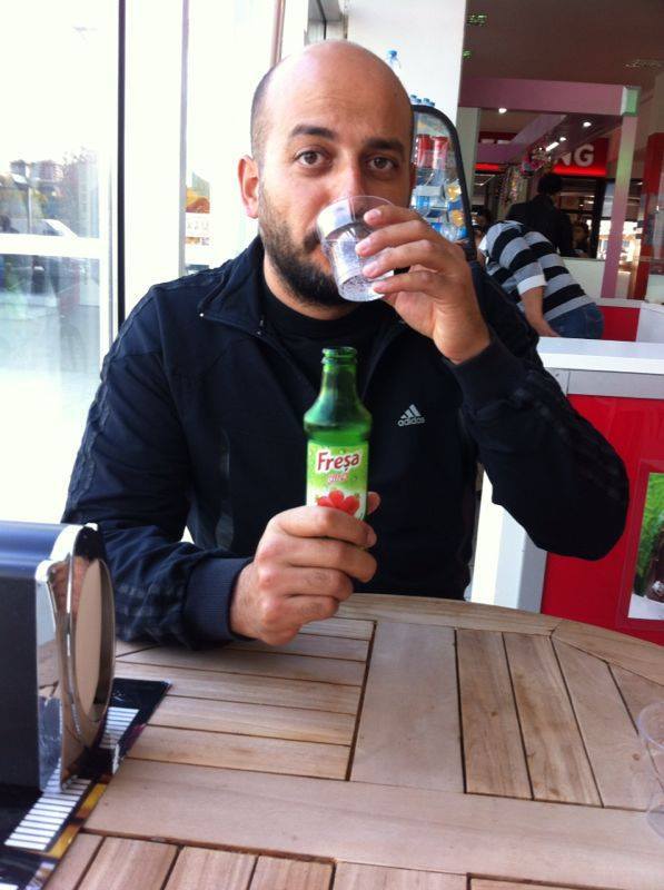 Date this tall Turkey man Murat from Istanbul TR73