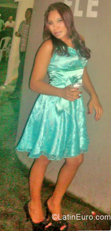 Date this happy Brazil girl Cleiciane from Araguaina BR7743