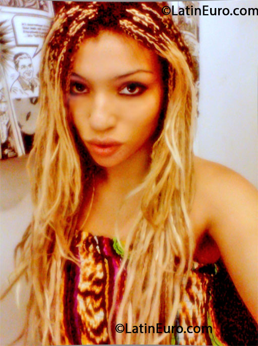 Date this stunning Brazil girl Ana from Juiz De Fora BR7791