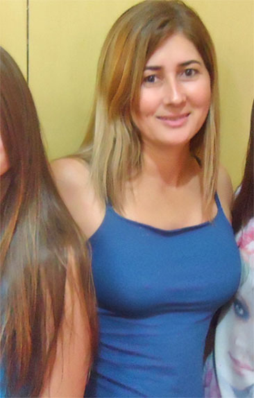 Date this sultry Brazil girl Vilma from Mantena BR7823