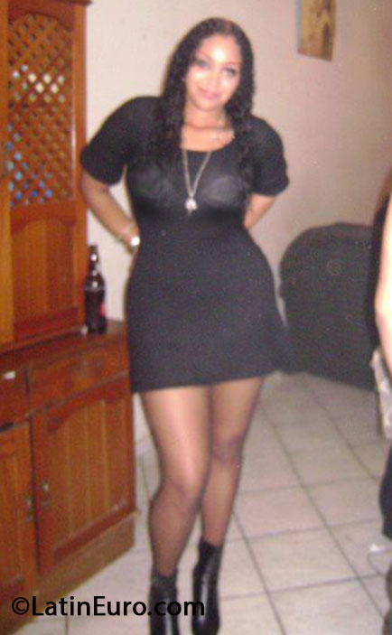 Date this charming Brazil girl Jessica from Sao Simao BR7829