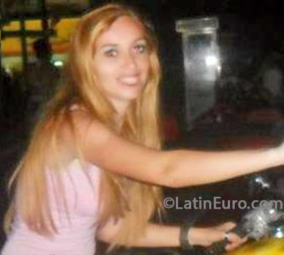Date this happy Brazil girl Eugenia from Caruaru BR7845
