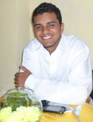 Date this nice looking Brazil man Rafael from Rio De Janeiro BR7882