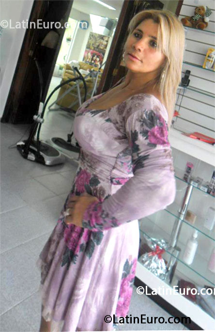Date this tall Brazil girl Cleuza from Curitiba BR7911
