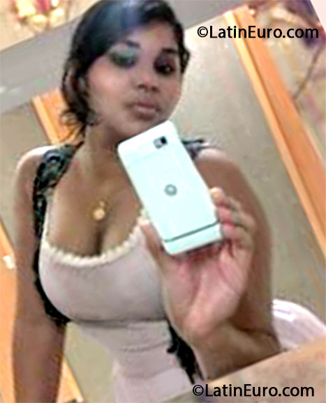 Date this tall Brazil girl Daniela from Belem BR7927