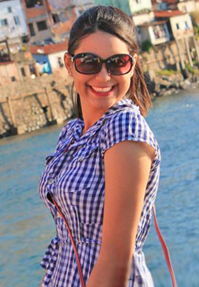 Date this pretty Brazil girl Laiana from Salvador BR7970