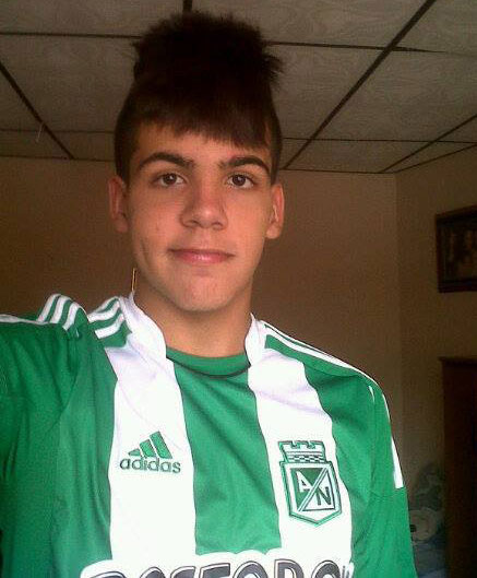 Date this foxy Colombia man Diego from cartago CO13761