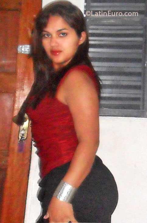 Date this happy Brazil girl Val from Santana BR8073