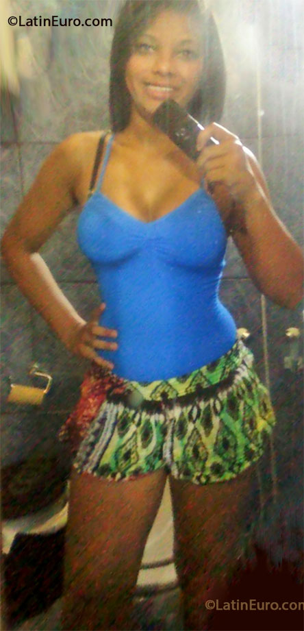 Date this georgeous Brazil girl Leticia from Campinas BR8693