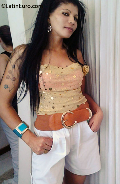 Date this foxy Brazil girl Luna from Sao Paulo BR8113