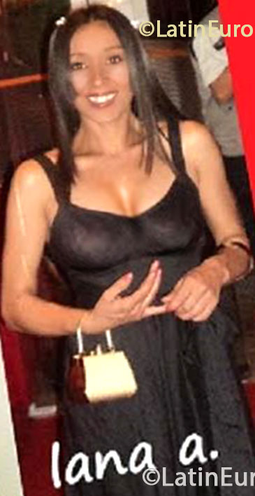 Date this sensual Brazil girl Lana from Sao Paulo BR8123