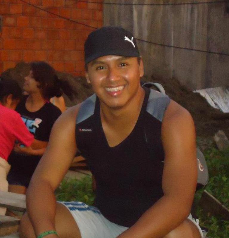 Date this funny Colombia man Wilson from Cali CO14096