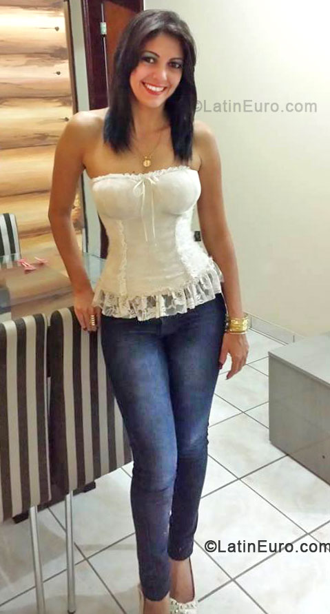 Date this exotic Brazil girl Rosemary from Uberlandia BR8124