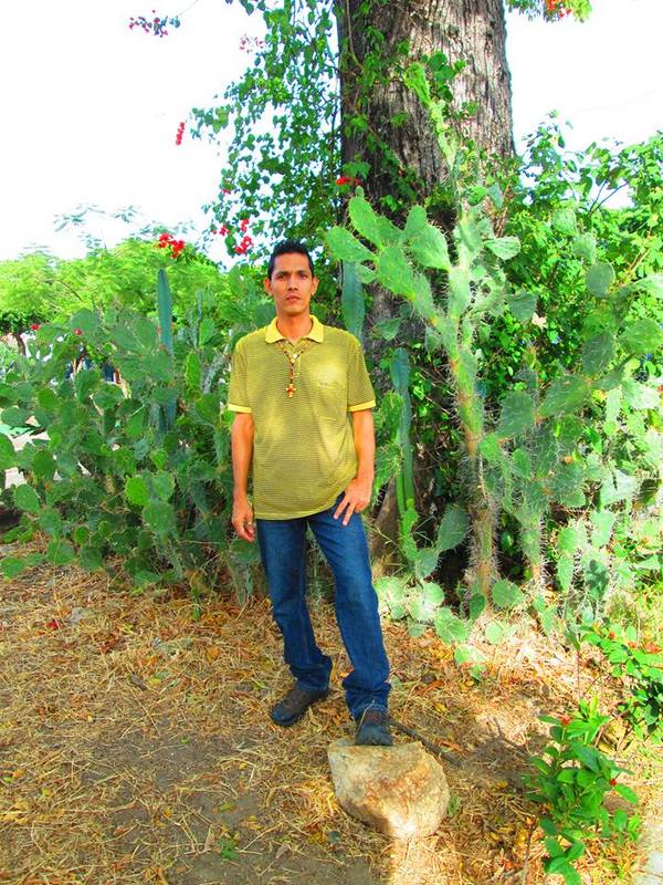 Date this foxy Colombia man Mario from Girardot CO14239