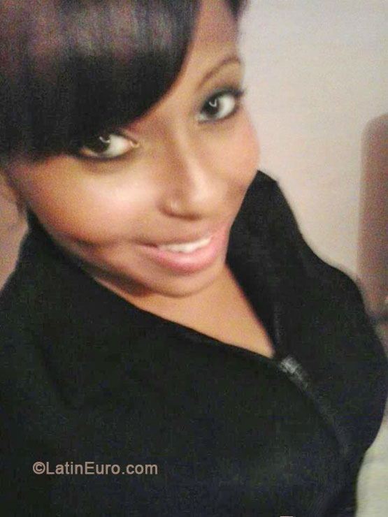 Date this athletic Brazil girl Tatiane from Sao Paulo BR8252