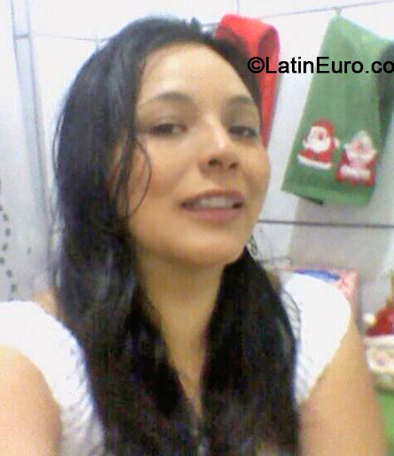Date this tall Peru girl Lileye from Lima PE863