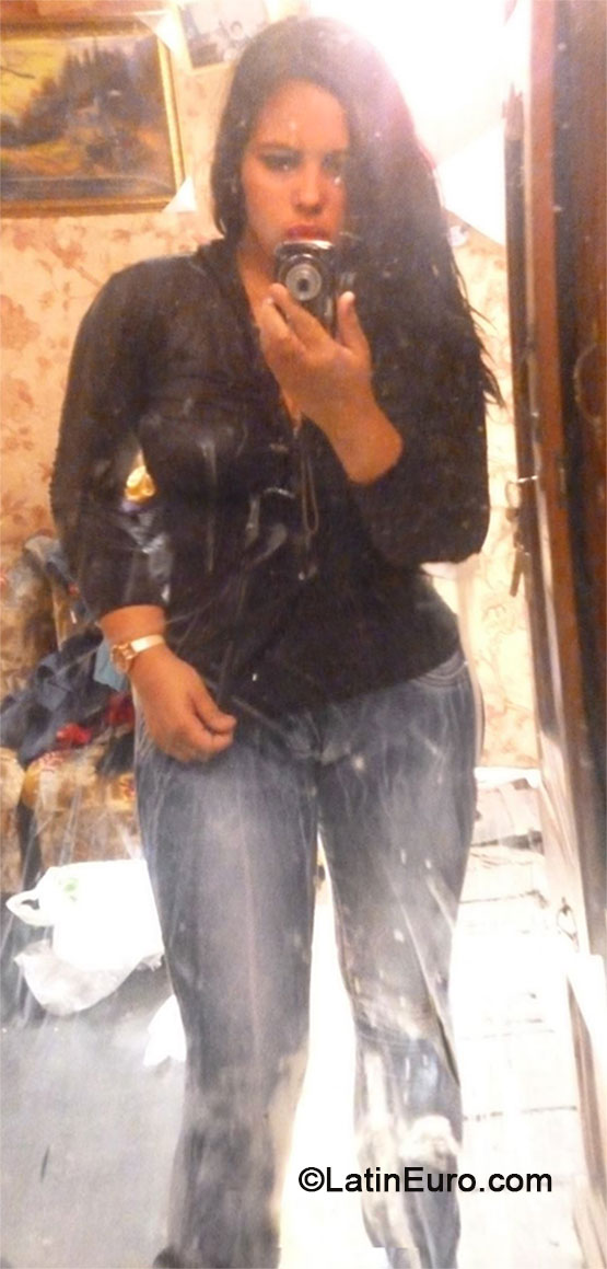 Date this stunning Peru girl Jaheida from Lima PE864