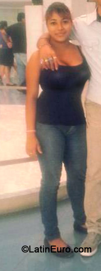 Date this exotic Nicaragua girl Kelliie from Chinandega NI159